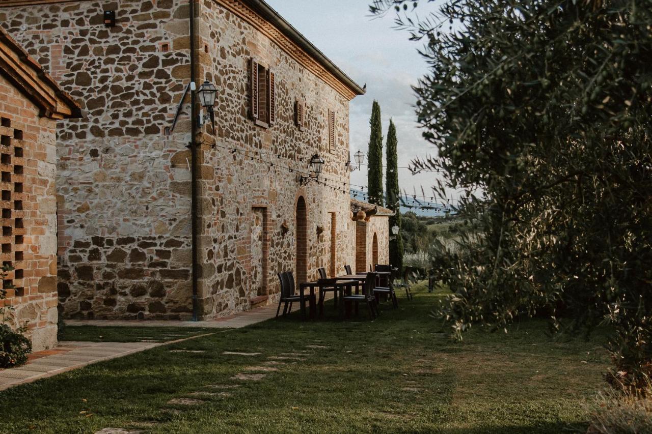 Agriturismo Belagaggio Montefollonico Eksteriør billede
